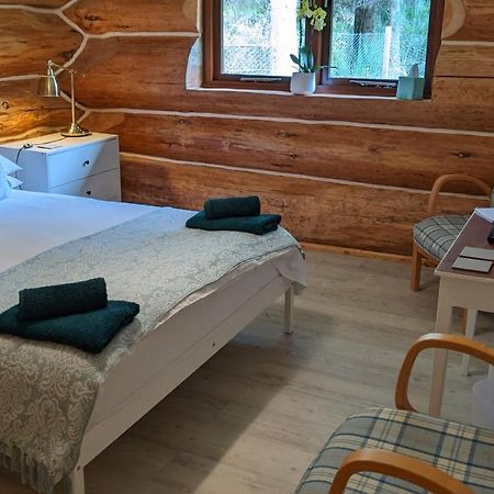 Owl Lodge Bed & Breakfast Kilmuir  외부 사진